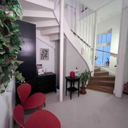 A4 Parliament Sunflower Cozy Appartamento *