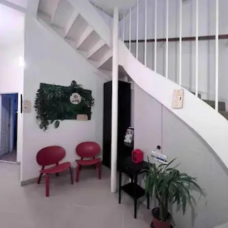 A4 Parliament Sunflower Cozy Appartamento