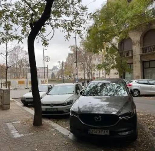 Apartment A4 Parliament Sunflower Cozy *