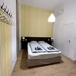 A4 Parliament Sunflower Cozy Lägenhet Budapest