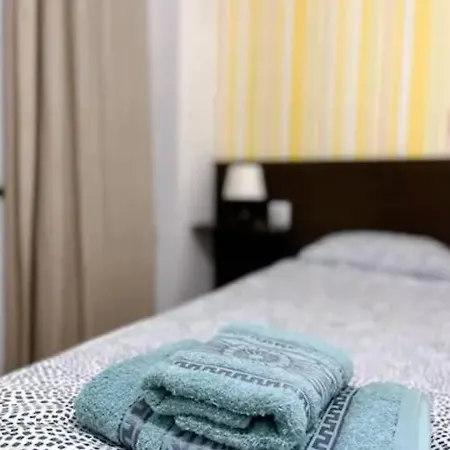A4 Parliament Sunflower Cozy Appartement